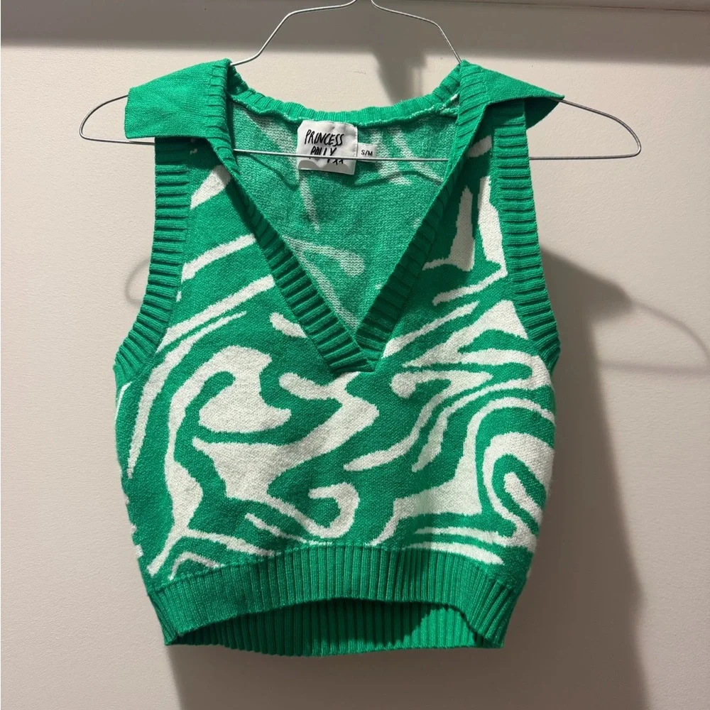 Princess Polly cropped sweater tank - Picture 1 of 10